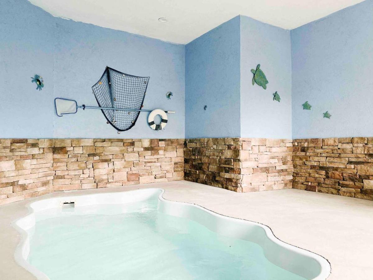 Splash Of Moonshine -Heated Indoor Pool, Hot Tub, Arcade Game Room Pigeon Forge Extérieur photo