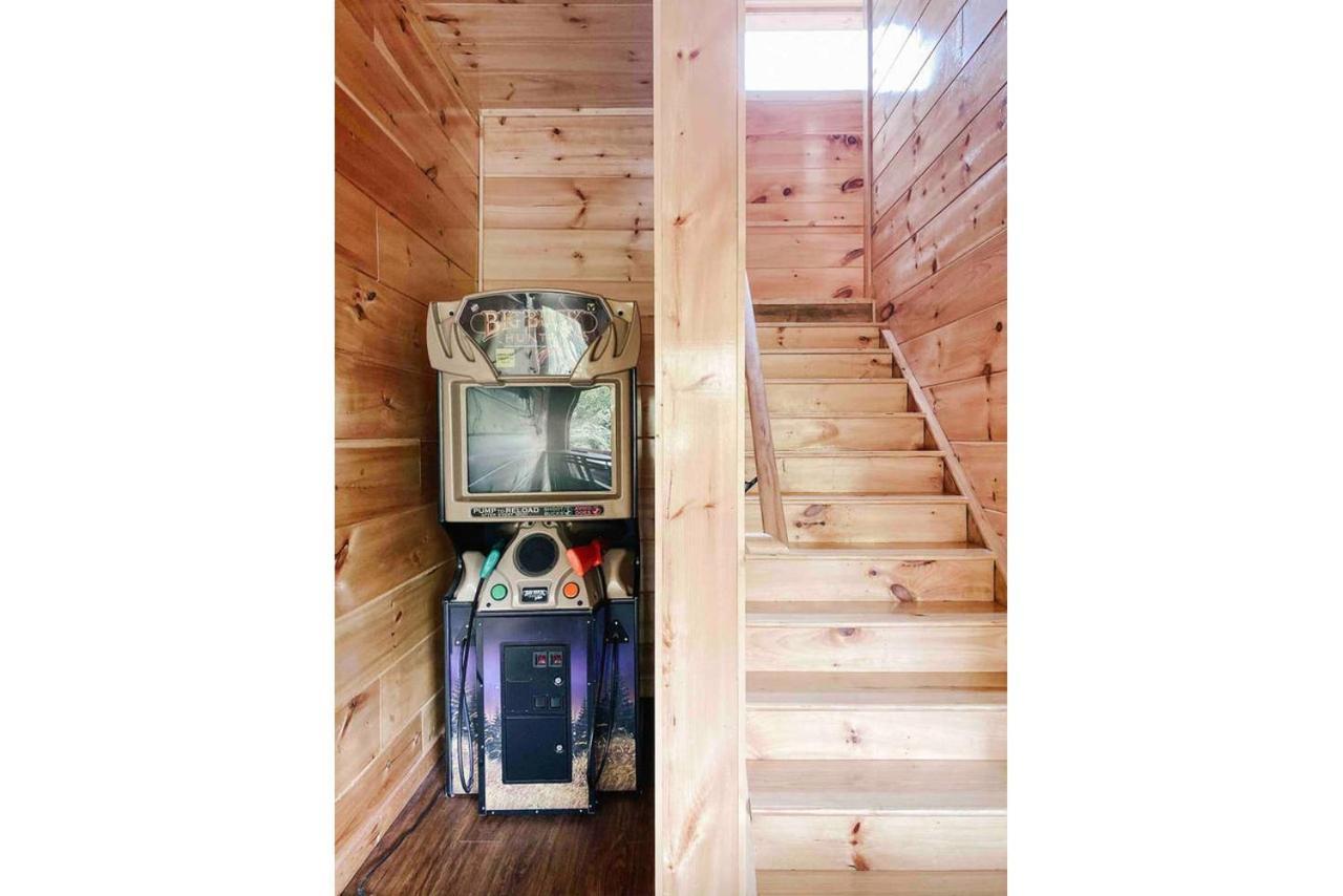 Splash Of Moonshine -Heated Indoor Pool, Hot Tub, Arcade Game Room Pigeon Forge Extérieur photo