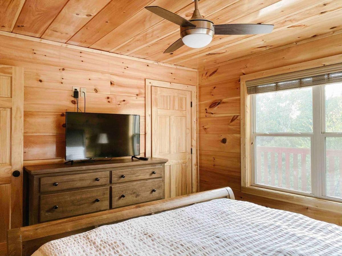 Splash Of Moonshine -Heated Indoor Pool, Hot Tub, Arcade Game Room Pigeon Forge Extérieur photo